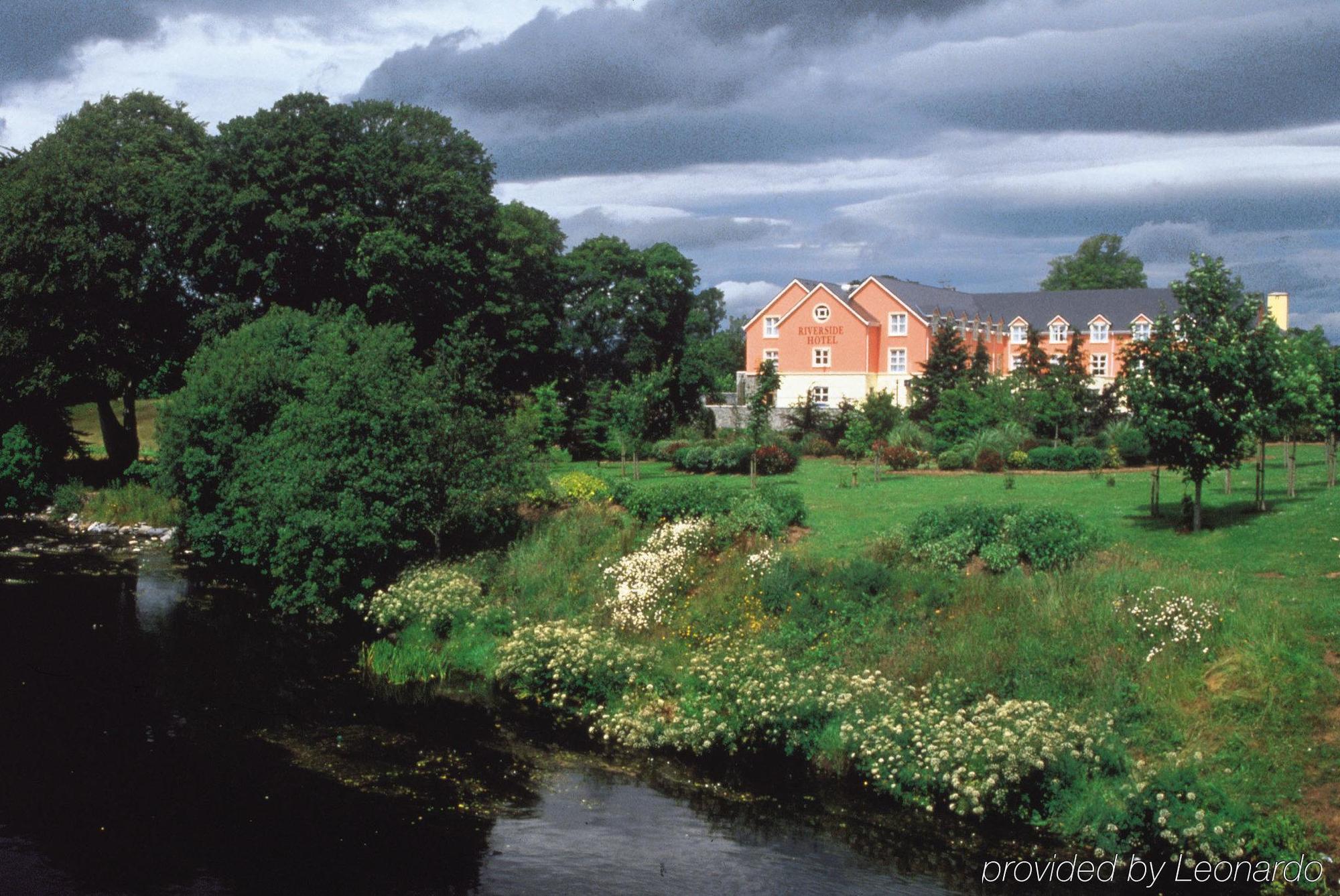 Killarney Riverside Hotel Экстерьер фото